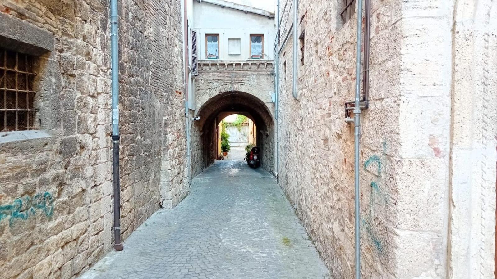 Rua Dell'Arco 11 Otel Ascoli Piceno Dış mekan fotoğraf